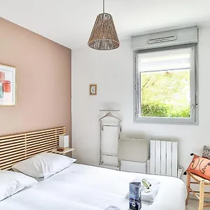  Appartement Large&modern Flat Just Nearby Ponts-jumeaux In - Welkeys